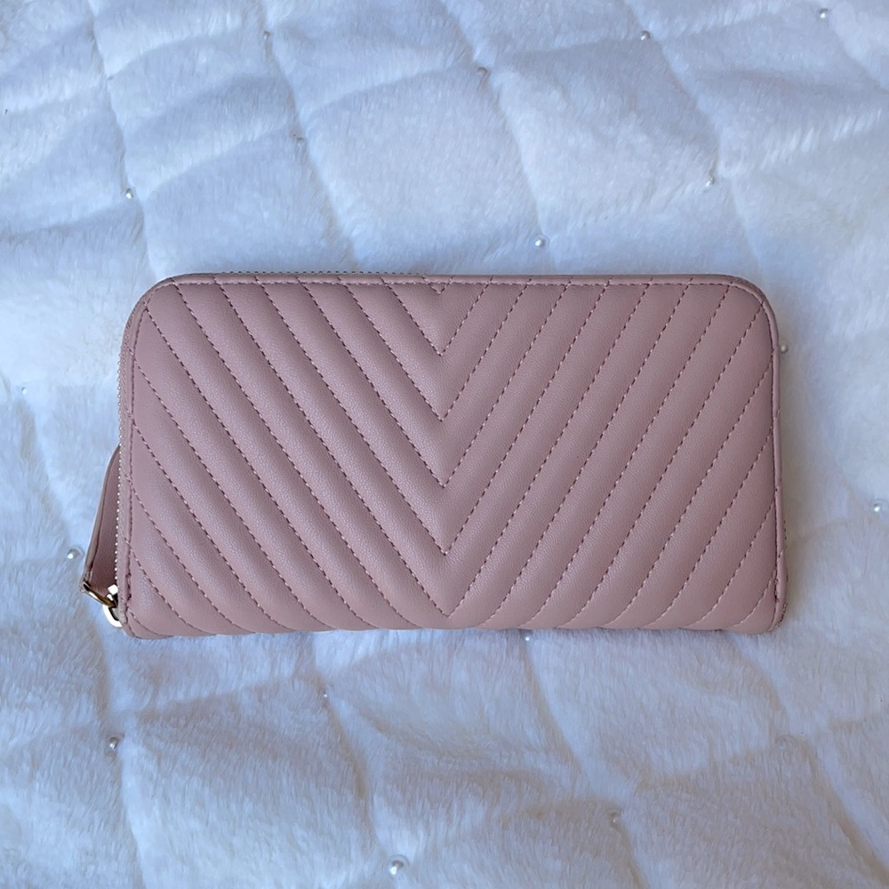 Forever 21 pink wallet